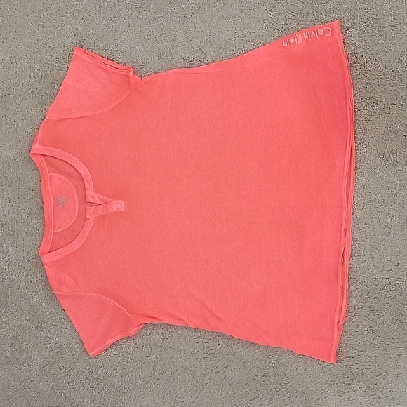 Calvin Klein Tops - Pink Calvin Klein Short Sleeve Exercise Shirt XL